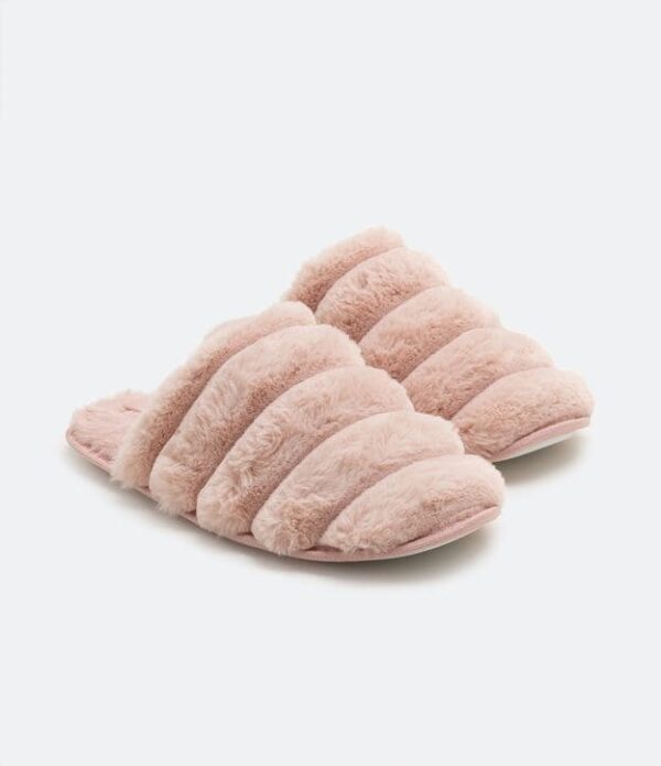 Pantufas de pelinho antiderrapante